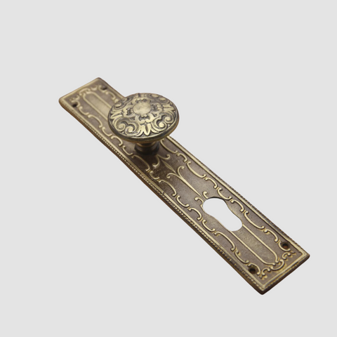 Rustic Key Door Knob