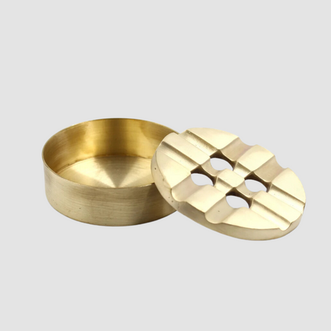 Country Four Dotted Ashtray